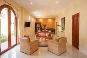 Hotel Plaza Marbella Granada