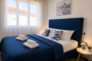 Sweet dreams apartment by the beach