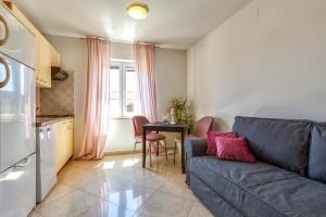 Apartments Ruza - Near Čikat and Centre with Private Parking