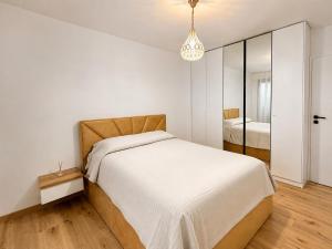 Komsi Group Apartments Tirana