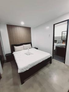 Avana Hills Tagaytay Manor - Amsterdam