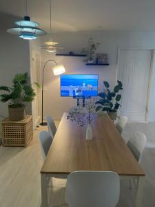 Busan Harbor Stay