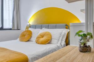 Sun Corner by DiffeRent
