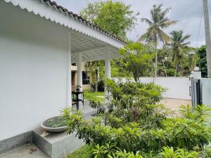 Villa Odiliya Hikkaduwa
