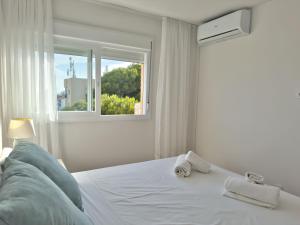 Las Palmeras Marbella with Sea Views