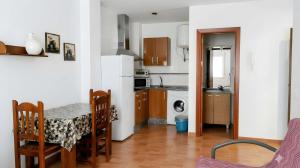 Apartamento lugar Tranquilo facil aparcamiento solo alquilamos a familias y parejas