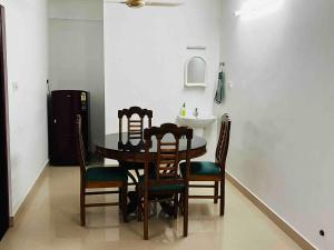 2 Bhk apartment near kowdiyar