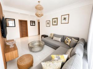 Elegant 2BR Apartment