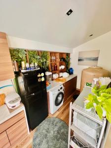 Happy house with free parking by Luna