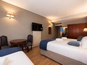 Hotel Centuria Obelisco
