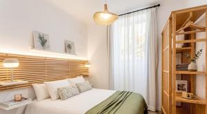 Modern 1 Bedroom Apt in Historic Center • Ground F
