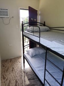 Avana Hills Tagaytay Holiday Villa