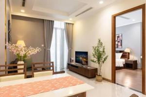 Elegant 1BR Landmark 5 City View