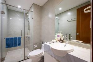 Elegant 1BR Landmark 5 City View