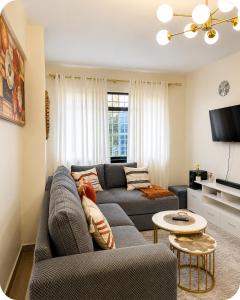 Mo-luxe stays at Thome White House apartment