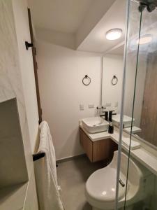 Resort-style apartment with 4 pools and air conditioning