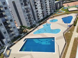 Resort-style apartment with 4 pools and air conditioning