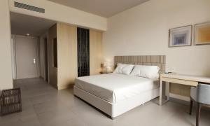 Fort George Hotel and Spa