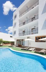 Apartamentos Sofía - Cala Llena