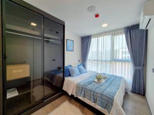 A Calm Bangkok Stay with Pool & Private Balcony