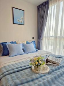 A Calm Bangkok Stay with Pool & Private Balcony