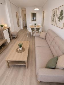 Cabo Roig 2 bed apartment with sea views