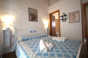 Villa Elena relax nella piscina privata a due passi dalla spiaggia con terrazzo panoramico per tramonti mozzafiato