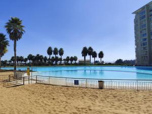 Modern apartment with navigable lagoon in Algarrobo