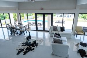 Emotions By Ironshore Resort Ltd