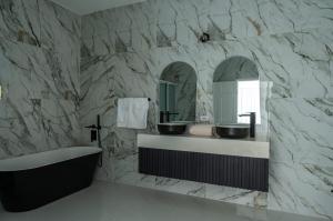 Emotions By Ironshore Resort Ltd