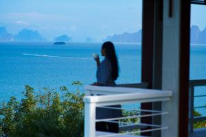 Villa A Vora Mar 5BR Luxury Phang Nga Bay Sea View