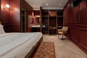 The Urban Muse suite