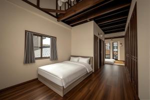 Kamo River Residence Modern Apt near Kyoto Station