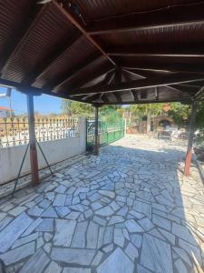Greek Apartments DAV