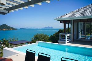 Villa A Vora Mar 5BR Luxury Phang Nga Bay Sea View
