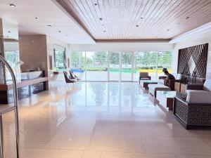Luxury Sky Retreat with Taal Lake & Volcano View in Tagaytay