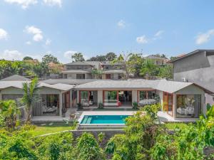 Akami Villa 4BR Private Pool in Pererenan