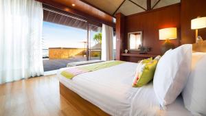 Bayu Gita Beachfront Villa