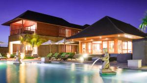 Bayu Gita Beachfront Villa