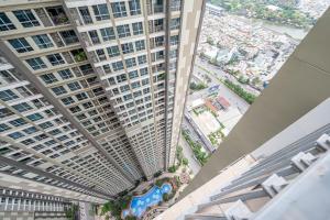Elegant 1BR Landmark 5 City View