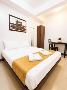 Metrohive Apartment - Cozy Studio Near NAIA Airport & PITX