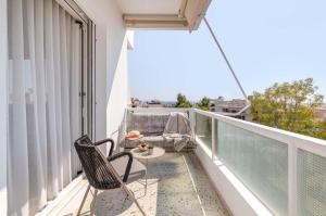 Modern Glyfada Coastal Getaway