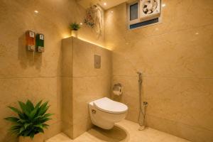 DCapitol Hotels Mahipalpur Free Airport Pickup & Drop
