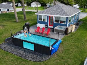 Year-Round Heated Pool - Hot Tub - Fire Pit
