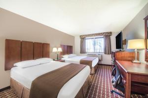 Queen Room with Two Queen Beds - Non-Smoking room in Super 8 by Wyndham Harlingen TX