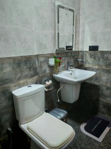 Induwara Safari Resort