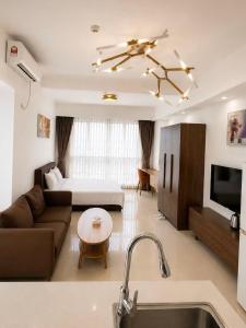 Yuetai Eastview Daily Rental Apartment