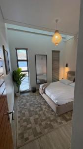 UrbanLink cozy stay
