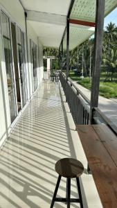 Modern Tropical Villa Up to 10 Guests