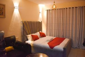 Carnelian South Suite